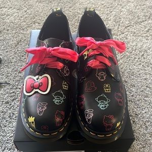 Hello Kitty and Friends Smooth Leather Oxford Shoes